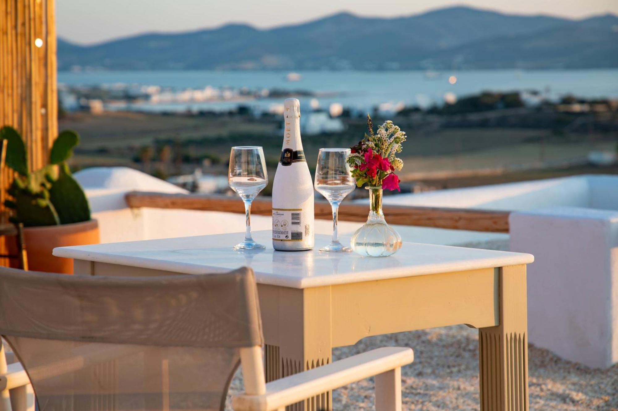 Anthemion Paros - Villas & Suites Света Ирина Парос Екстериор снимка